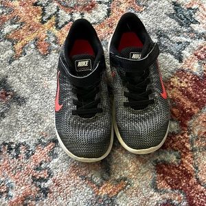 Nike Flex Run girls black and pink sneakers size 13c